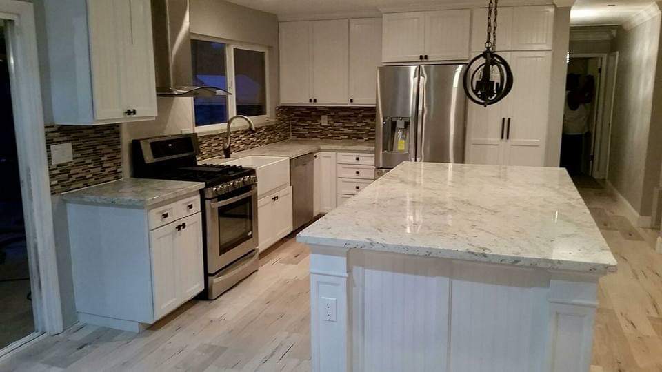 Kitchen Remodel — Farmhouse Sink & Chimney Hood